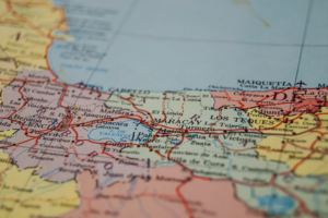 white and red map chart — Foto por Jorge Salvador na Unsplash