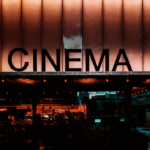 📱 Cinema no Bolso: O Aplicativo Grátis Que Está Bombando Entre os Amantes de Filmes